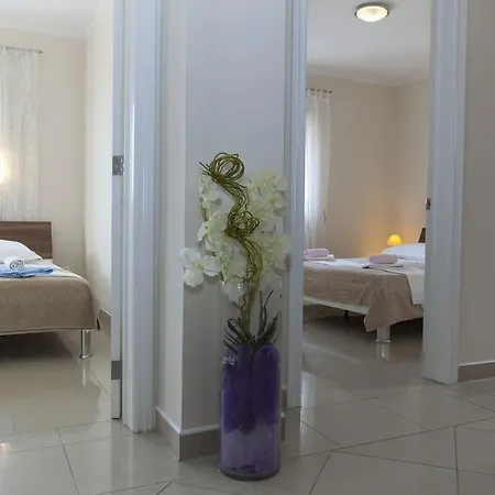 Damjanovic Apartamento Makarska