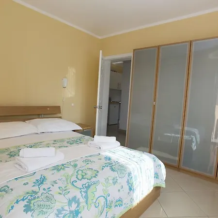 Damjanovic Apartamento Makarska