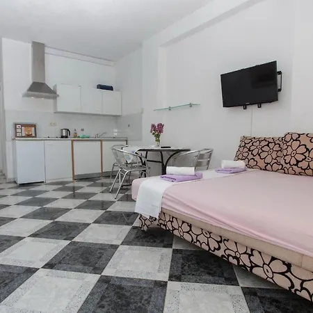 Apartamento Damjanovic Makarska