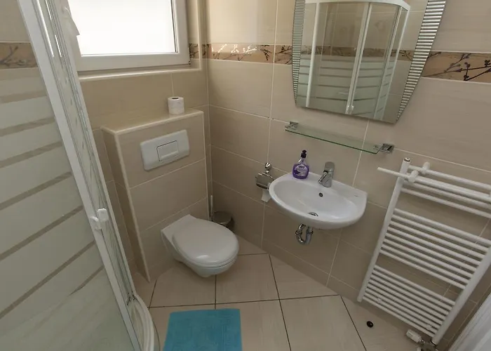 Damjanovic * Makarska