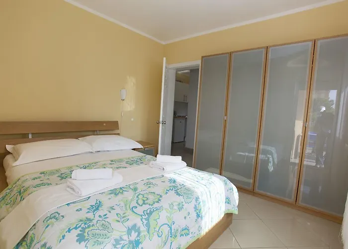Damjanovic Apartman Makarska
