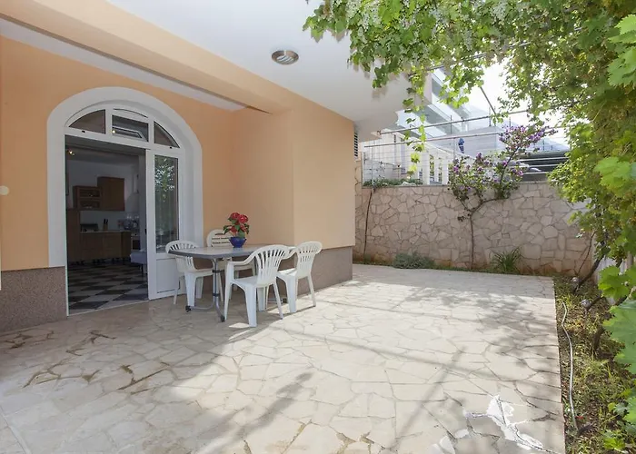 Apartman Damjanovic *